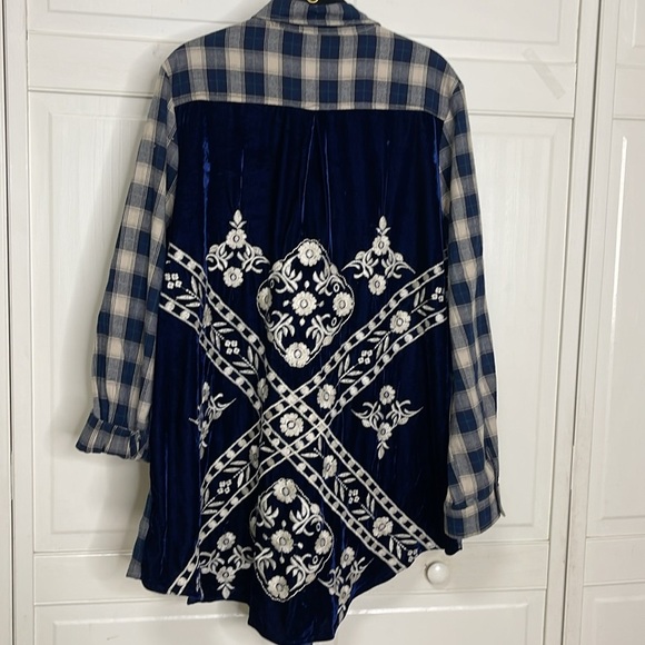 Paparazzi Blue Plaid Flannel Velvet Embroidered Button Down Shirt Size 2X Navy - Picture 6 of 11